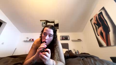 Snapshot of wet_couple66 chatting on November 2025 02:19:01 PM wet_couple66 online show from November 2025 02:19:01 PM