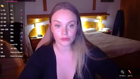 Lana online show from July 2026 08:22:02 PM