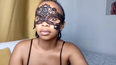 Rozie online show from February 2026 07:19:02 PM