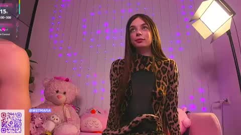 Asya  Mark online show from April 2026 10:18:01 PM