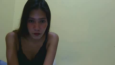 Snapshot of wetpetitechix chatting on May 2026 11:19:01 AM wetpetitechix online show from May 2026 11:19:01 AM