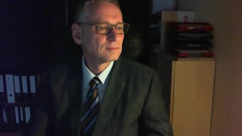 Franz online show from December 2024 02:19:02 PM