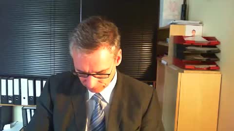 Franz online show from September 2025 06:35:01 AM