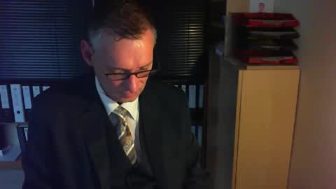 Franz online show from September 2025 02:54:01 PM