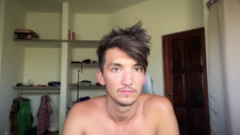 Snapshot of wetzone chatting on March 2025 09:54:02 PM Alex online show from March 2025 09:54:02 PM