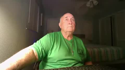 Snapshot of wfs2946 chatting on December 2024 02:01:02 AM wfs2946 online show from December 2024 02:01:02 AM