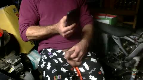 Snapshot of whackingmywilly chatting on December 2024 08:25:02 PM whackingmywilly online show from December 2024 08:25:02 PM