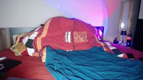 Andy online show from September 2025 02:39:02 PM