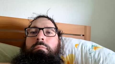 wheely19871606 online show from June 2026 12:49:01 PM