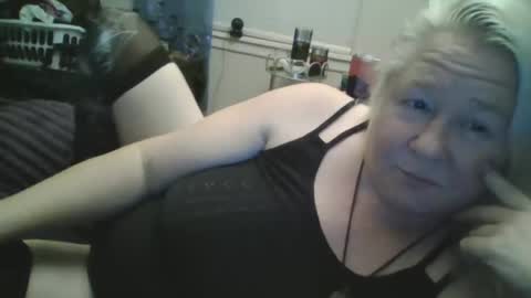 whipsnap19 online show from October 2025 10:52:02 AM