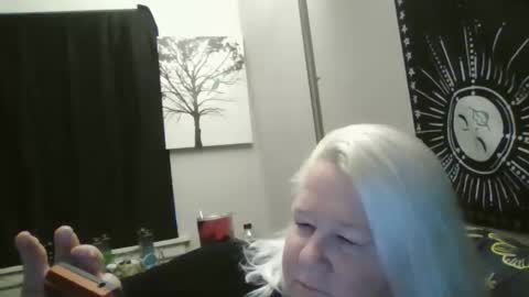 Snapshot of whipsnap19 chatting on April 2026 12:44:02 PM whipsnap19 online show from April 2026 12:44:02 PM