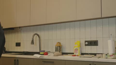 Naomi online show from November 2025 02:26:01 AM