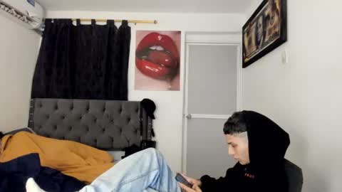 Snapshot of white_master444 chatting on June 2026 09:14:01 AM white online show from June 2026 09:14:01 AM