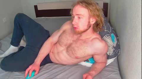 whitebars22 online show from April 2026 09:13:01 AM