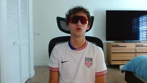 whiteboy770 online show from June 2026 07:50:01 PM