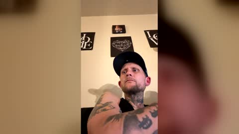 Snapshot of whiteboyosama chatting on March 2026 07:15:01 AM whiteboyosama online show from March 2026 07:15:01 AM