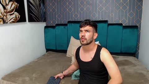 Dylan white online show from February 2025 12:06:01 AM