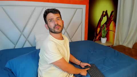 Dylan white online show from February 2025 12:04:02 AM