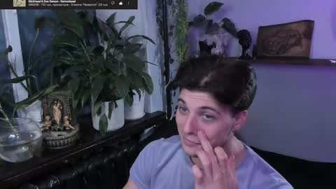 Snapshot of whiteegrimm chatting on September 2025 08:46:01 PM Gus online show from September 2025 08:46:01 PM