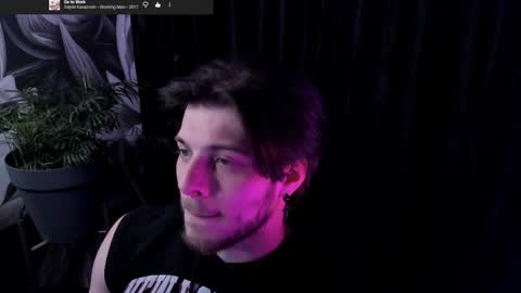 Gus online show from May 2026 07:42:02 PM