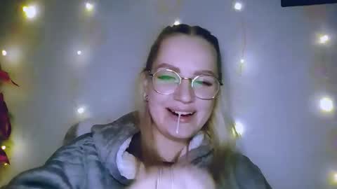 whitehex666 online show from January 2026 01:47:02 PM