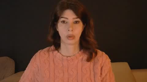 White Queen online show from January 2026 03:49:02 PM