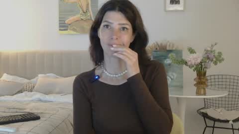 Snapshot of whitequeen888 chatting on June 2026 06:27:01 PM White Queen online show from June 2026 06:27:01 PM
