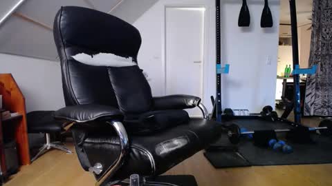 whiterabbit_86 online show from February 2026 03:48:02 PM