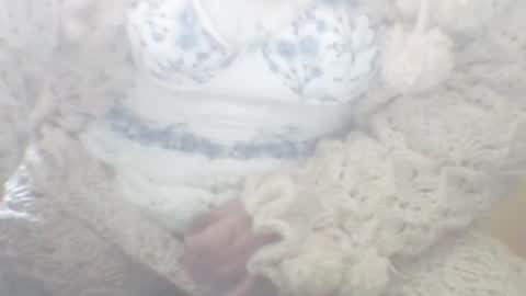 Snapshot of whitesweater chatting on February 2025 10:15:02 AM whitesweater online show from February 2025 10:15:02 AM