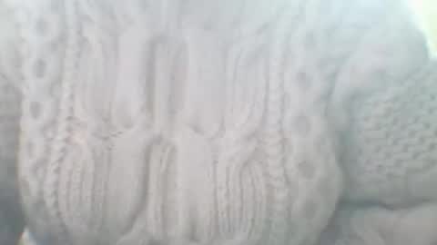 Snapshot of whitesweater chatting on February 2025 07:28:02 AM whitesweater online show from February 2025 07:28:02 AM