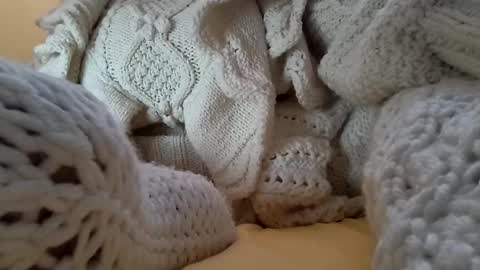 Snapshot of whitesweater chatting on February 2026 06:23:01 AM whitesweater online show from February 2026 06:23:01 AM