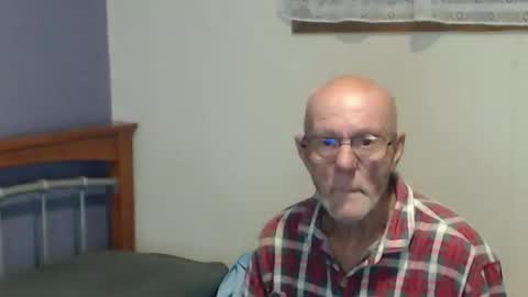 Snapshot of whitsunday1 chatting on June 2026 04:18:01 PM whitsunday1 online show from June 2026 04:18:01 PM