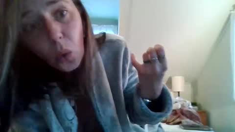 Snapshot of who_is_miss_dior chatting on November 2025 09:26:01 PM Miss Dior online show from November 2025 09:26:01 PM