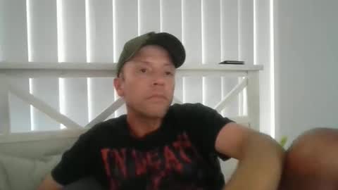 Snapshot of whoeveryouwantmetobe666 chatting on October 2025 01:36:02 AM whoeveryouwantmetobe666 online show from October 2025 01:36:02 AM