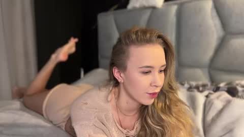 Alice online show from March 2025 06:44:02 PM