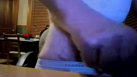 whydog online show from November 2025 03:40:02 AM