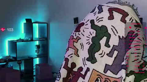 iggy iggz online show from September 2025 02:38:01 AM