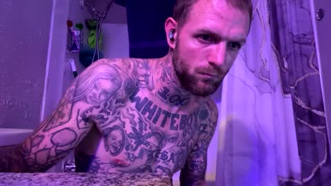 whyteboi8989 online show from September 2025 01:49:01 AM