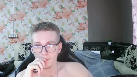 wiiinkyyy online show from November 2025 06:38:02 AM