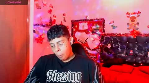 Snapshot of wiilliam_20 chatting on December 2024 03:11:01 PM wiilliam online show from December 2024 03:11:01 PM