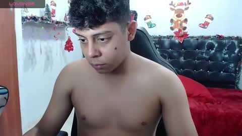 Snapshot of wiilliam_20 chatting on January 2025 02:30:02 PM wiilliam online show from January 2025 02:30:02 PM