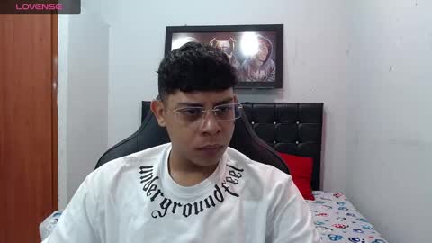 Snapshot of wiilliam_20 chatting on February 2025 12:21:02 PM wiilliam online show from February 2025 12:21:02 PM