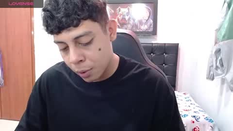 Snapshot of wiilliam_20 chatting on February 2025 12:55:02 PM wiilliam online show from February 2025 12:55:02 PM