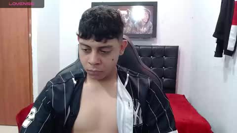 Snapshot of wiilliam_20 chatting on February 2025 01:38:02 PM wiilliam online show from February 2025 01:38:02 PM