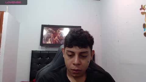 Snapshot of wiilliam_20 chatting on March 2025 12:04:02 PM wiilliam online show from March 2025 12:04:02 PM