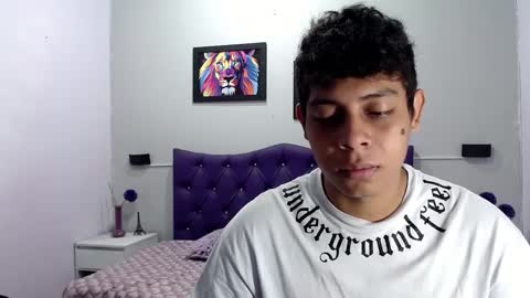 Snapshot of wiilliam_20 chatting on October 2025 01:45:02 PM wiilliam online show from October 2025 01:45:02 PM