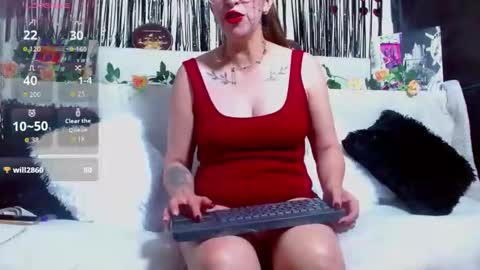 Snapshot of wiktoriabrown69 chatting on April 2026 03:28:01 PM VICTORIA online show from April 2026 03:28:01 PM