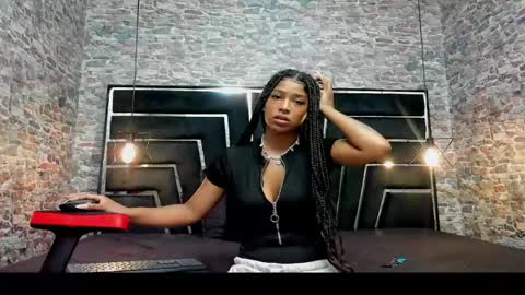 wild_firee_ online show from May 2026 07:18:01 PM