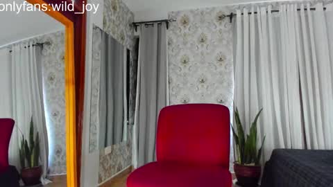 wild_joy online show from February 2026 08:33:02 AM