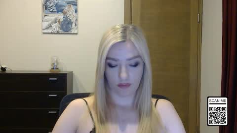 Snapshot of wild_silk_desire chatting on October 2025 03:27:01 PM Alina online show from October 2025 03:27:01 PM